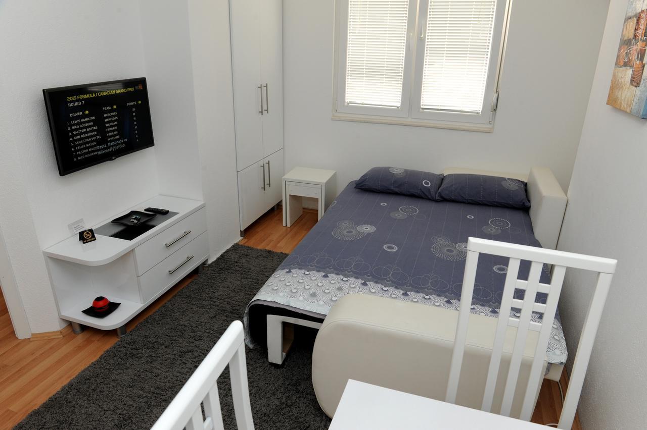 Central Deluxe Apartments Ohrid Luaran gambar