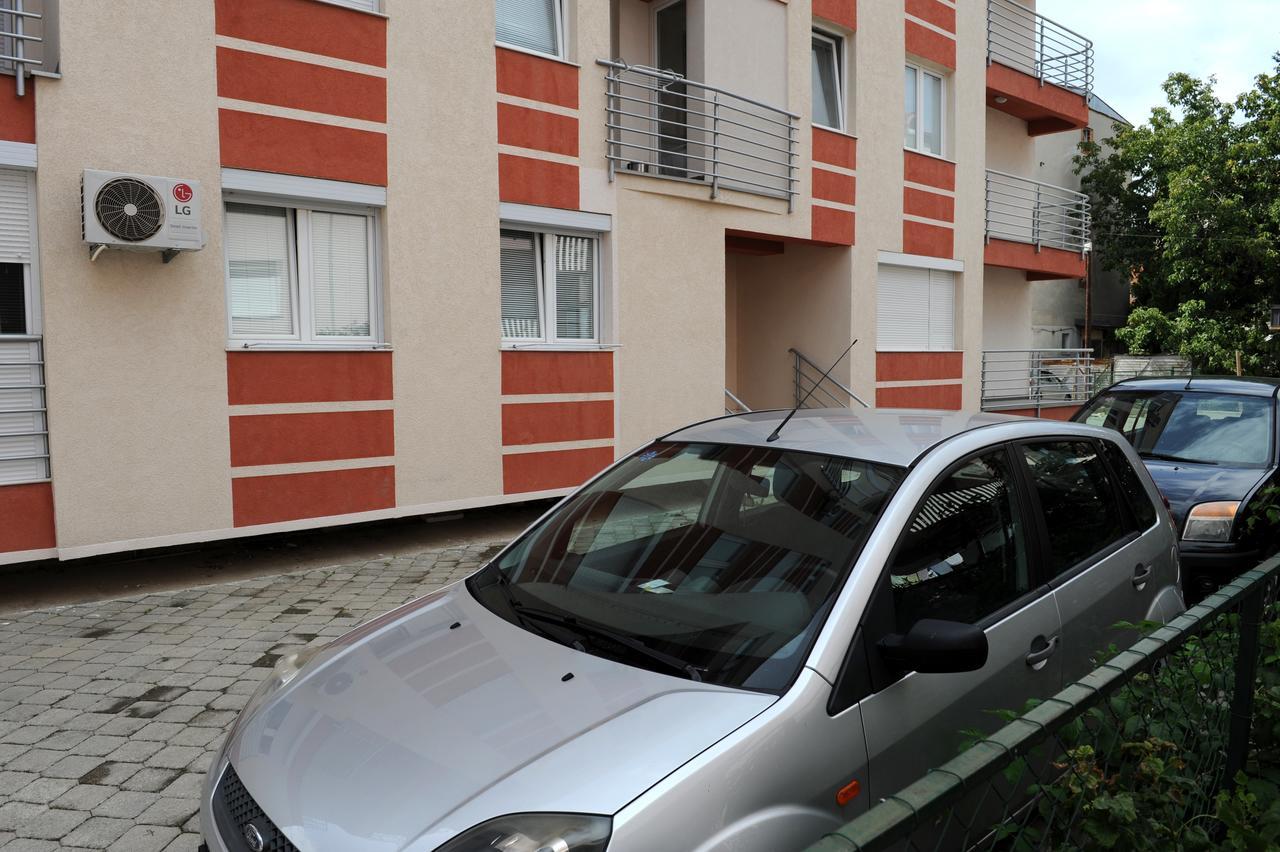 Central Deluxe Apartments Ohrid Luaran gambar