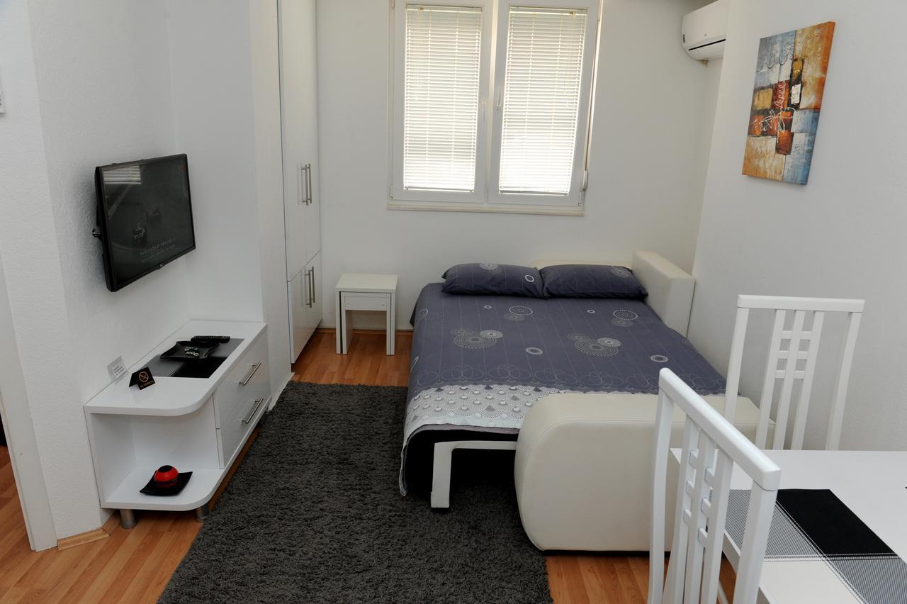 Central Deluxe Apartments Ohrid Luaran gambar