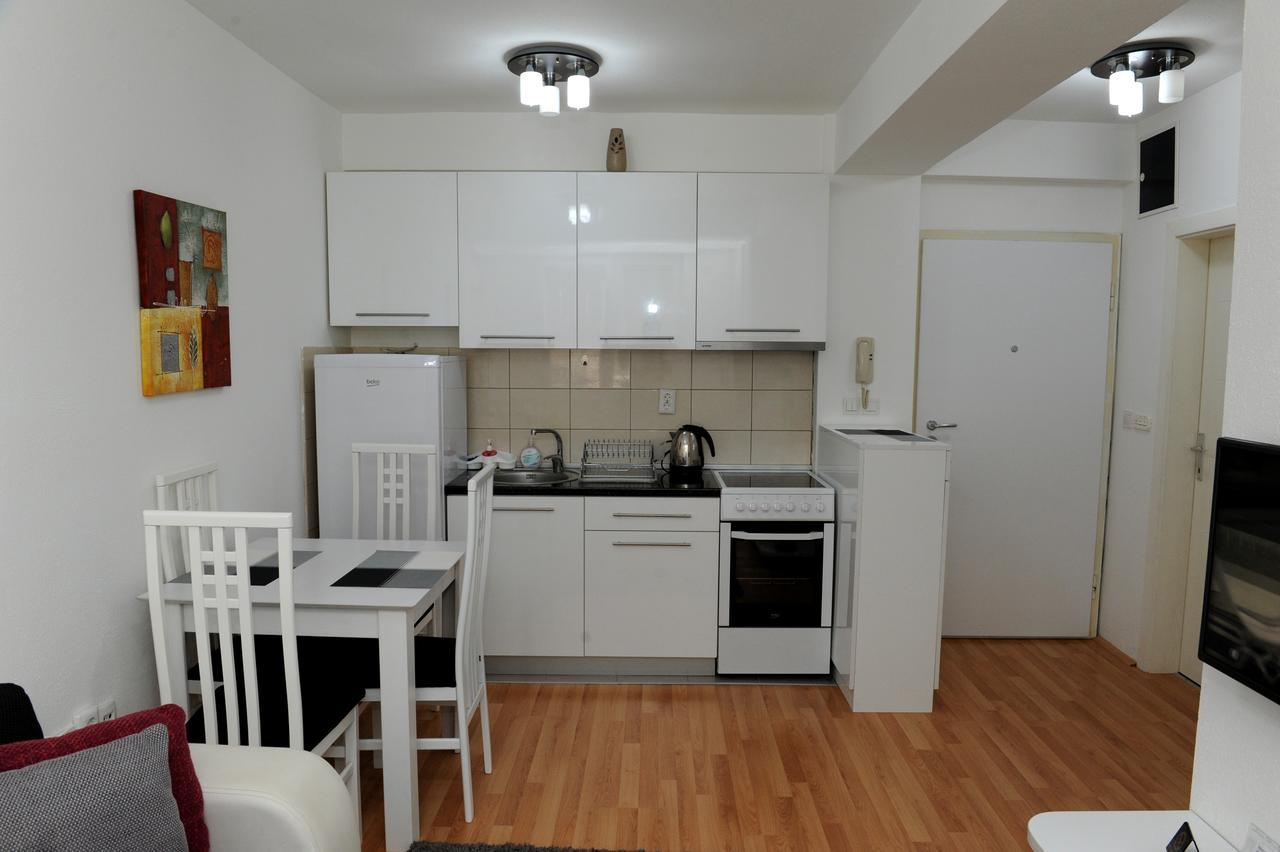 Central Deluxe Apartments Ohrid Luaran gambar