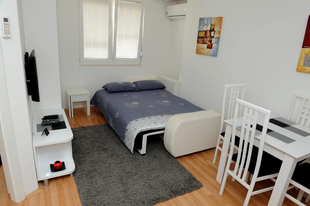 Central Deluxe Apartments Ohrid Luaran gambar