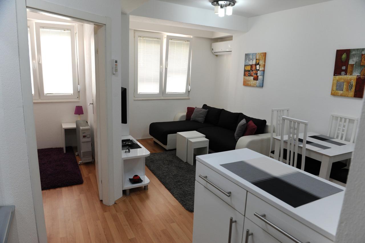 Central Deluxe Apartments Ohrid Luaran gambar