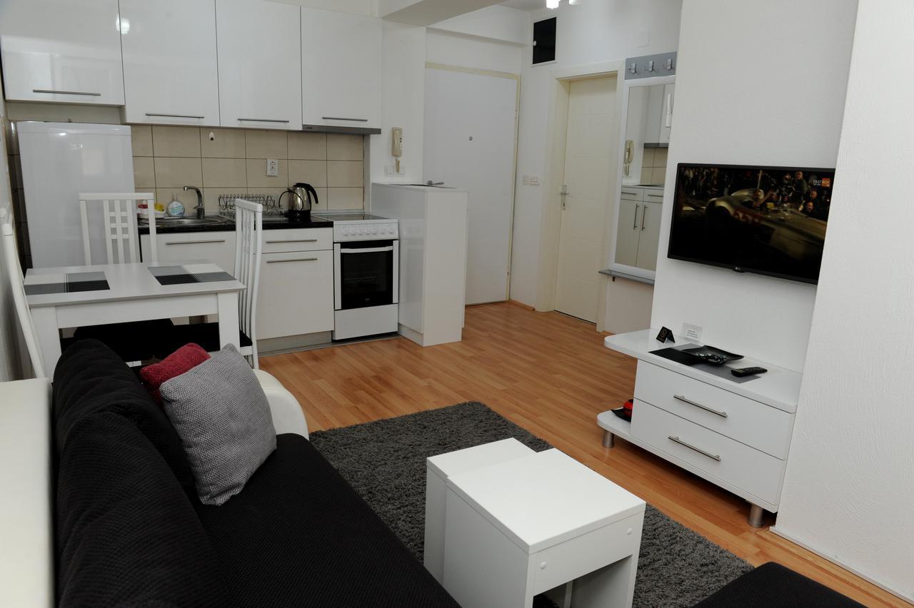 Central Deluxe Apartments Ohrid Luaran gambar